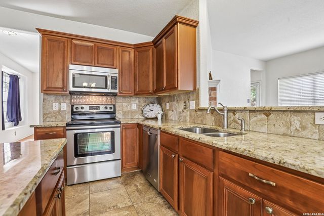 13358 Tusayan, Universal City, TX 78148