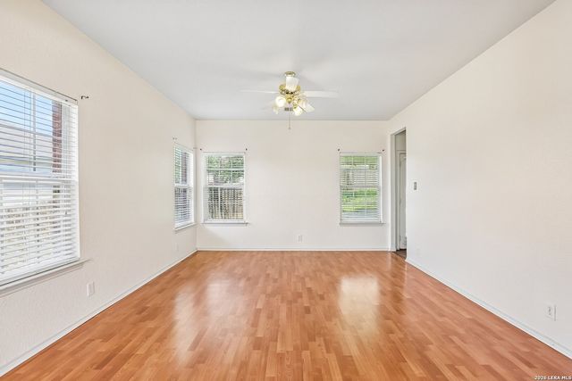 13358 Tusayan, Universal City, TX 78148