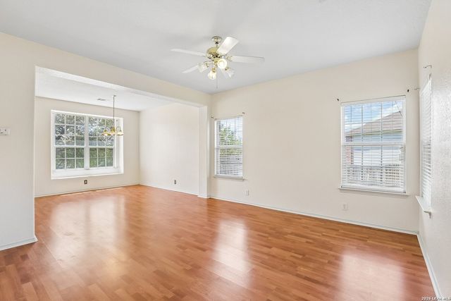 13358 Tusayan, Universal City, TX 78148