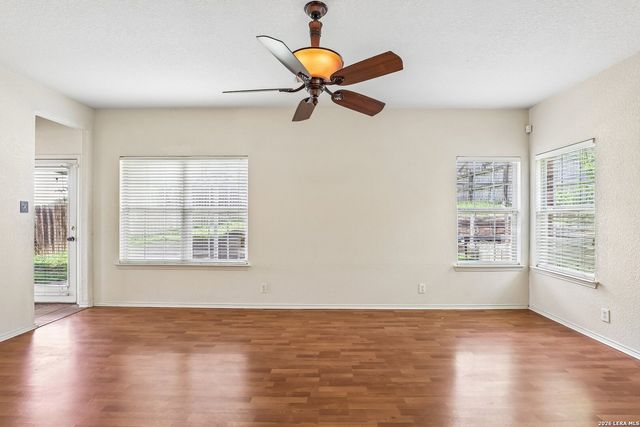 13358 Tusayan, Universal City, TX 78148