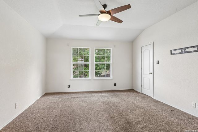 13358 Tusayan, Universal City, TX 78148