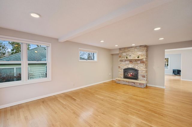 722 7th Street SW, Rochester, MN 55902