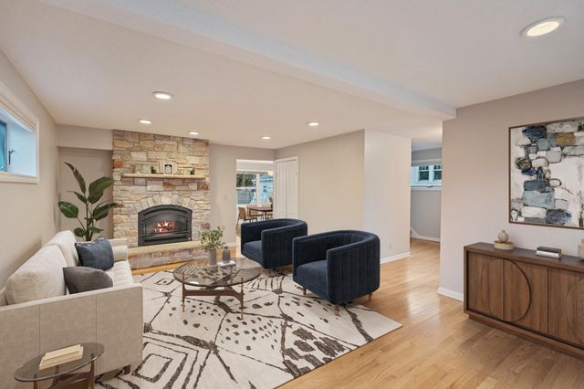 722 7th Street SW, Rochester, MN 55902