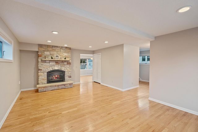 722 7th Street SW, Rochester, MN 55902