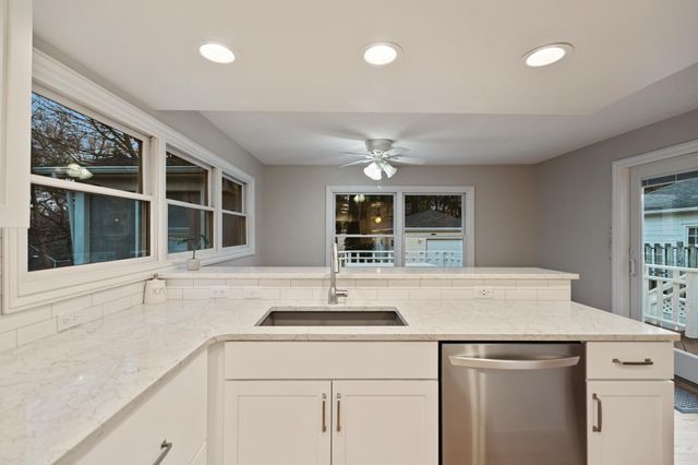 722 7th Street SW, Rochester, MN 55902