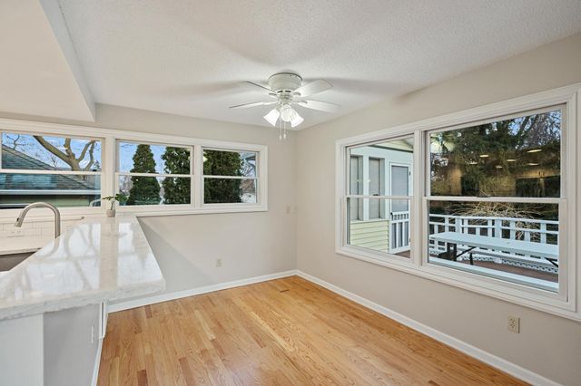 722 7th Street SW, Rochester, MN 55902