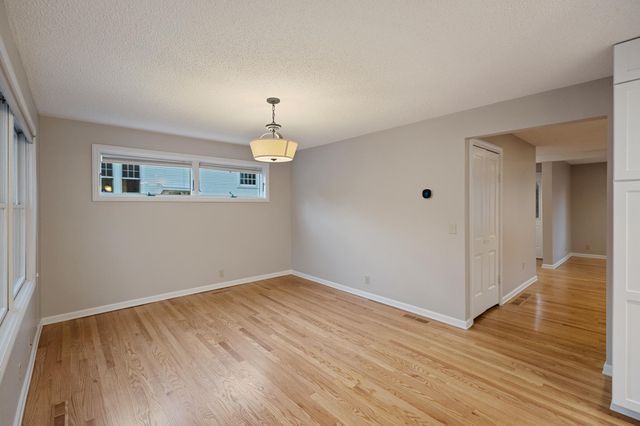 722 7th Street SW, Rochester, MN 55902