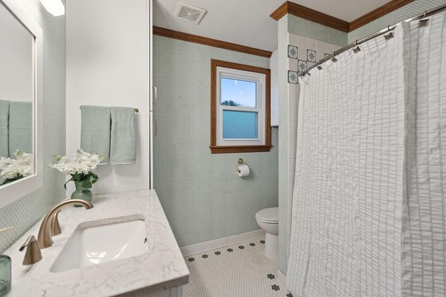 722 7th Street SW, Rochester, MN 55902