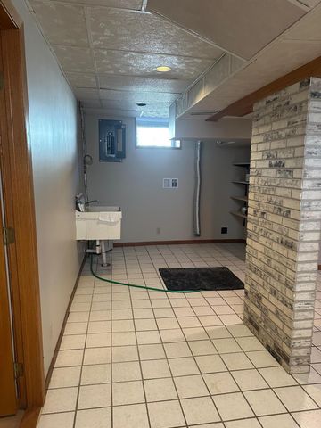 722 7th Street SW, Rochester, MN 55902