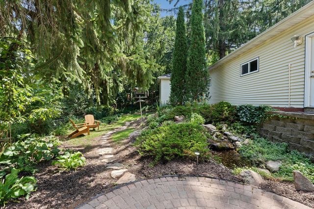 722 7th Street SW, Rochester, MN 55902