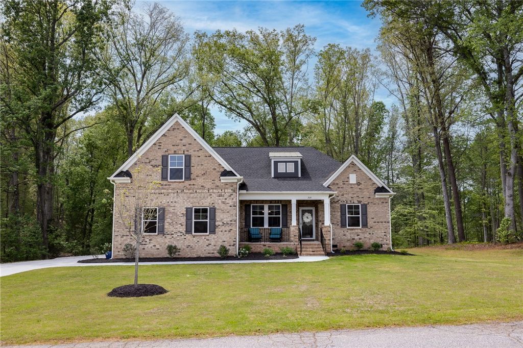 209 Eagles View Drive, Seneca, SC 29678
