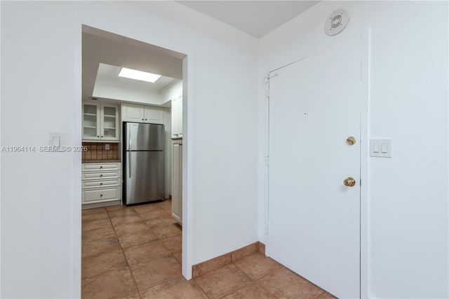 3180 S Ocean Dr 310, Hallandale Beach, FL 33009