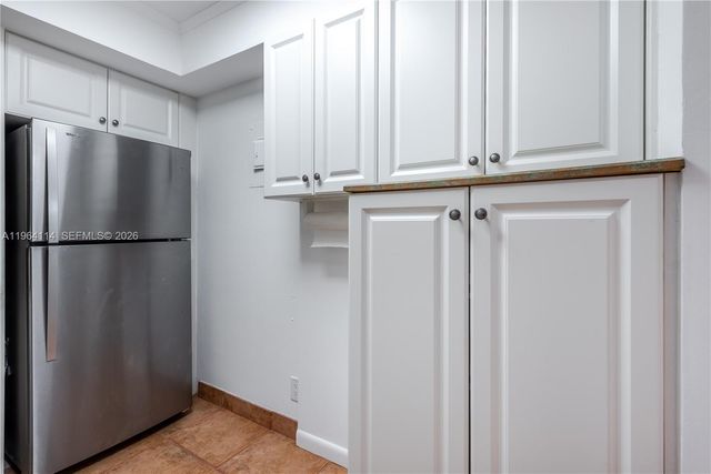 3180 S Ocean Dr 310, Hallandale Beach, FL 33009