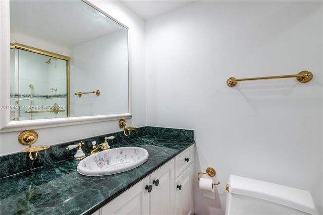 3180 S Ocean Dr 310, Hallandale Beach, FL 33009