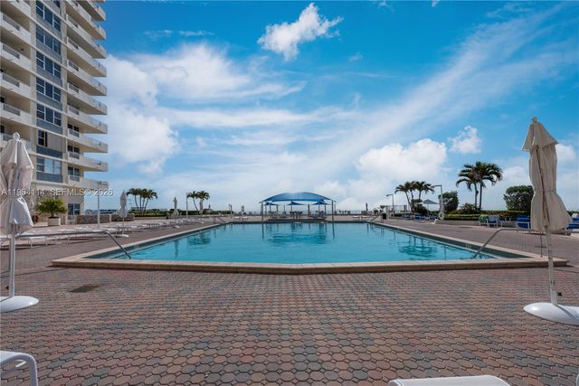 3180 S Ocean Dr 310, Hallandale Beach, FL 33009