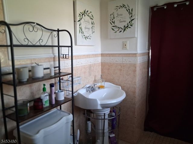 6 Brierdale Ln, Willingboro Twp., NJ 08046