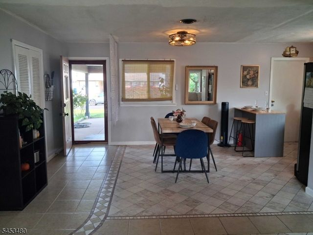 6 Brierdale Ln, Willingboro Twp., NJ 08046