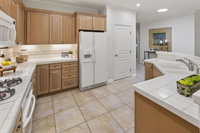 240 Mountain Quail Ct, Lincoln, CA 95648