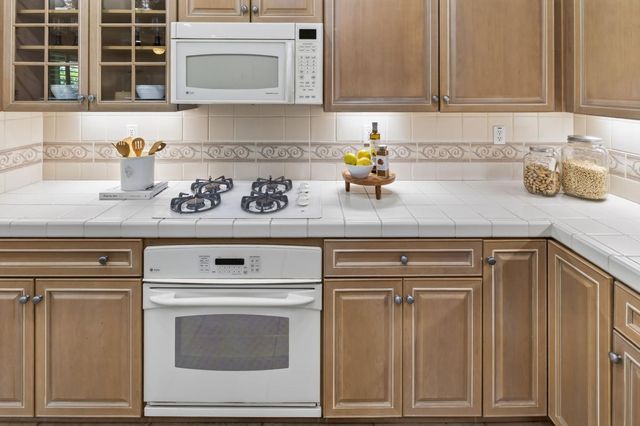 240 Mountain Quail Ct, Lincoln, CA 95648