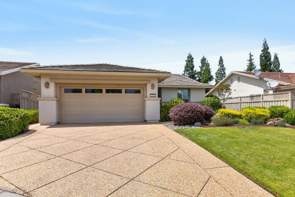 240 Mountain Quail Ct, Lincoln, CA 95648