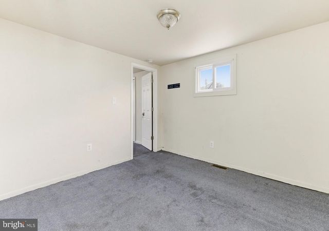 71 MAIN ST, Bridgeport, NJ 08014