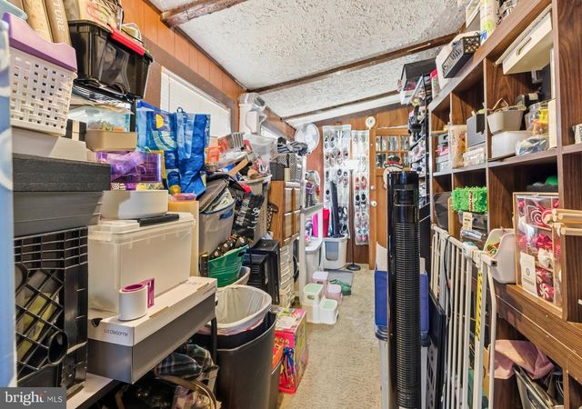 71 MAIN ST, Bridgeport, NJ 08014