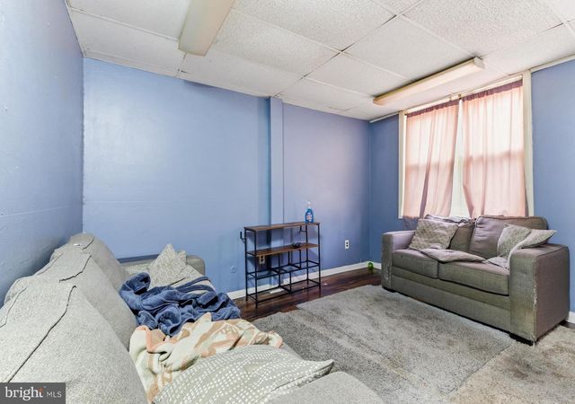 71 MAIN ST, Bridgeport, NJ 08014