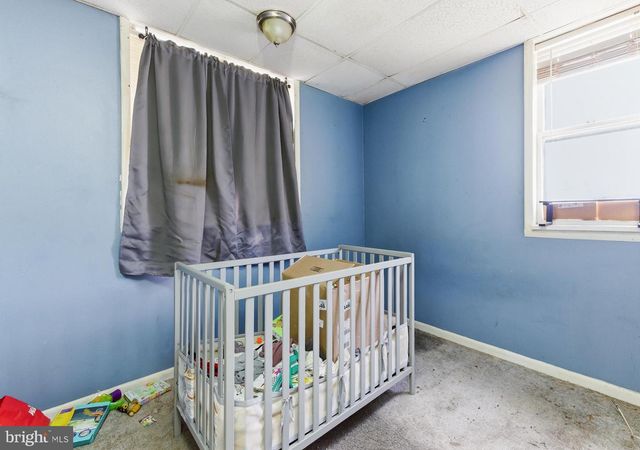 71 MAIN ST, Bridgeport, NJ 08014