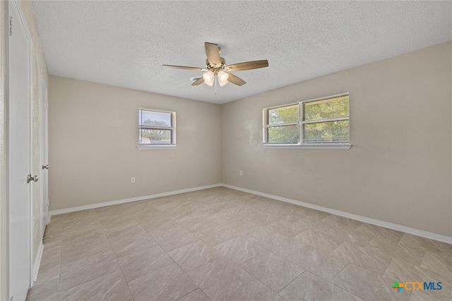 1363 County Road 4765 Road, Kempner, TX 76539