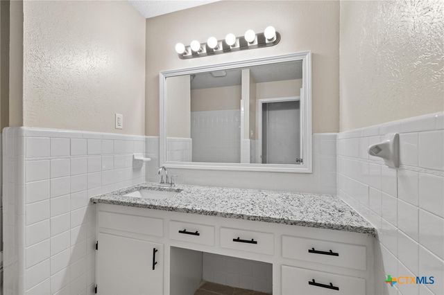 1363 County Road 4765 Road, Kempner, TX 76539