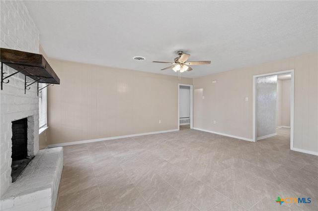 1363 County Road 4765 Road, Kempner, TX 76539