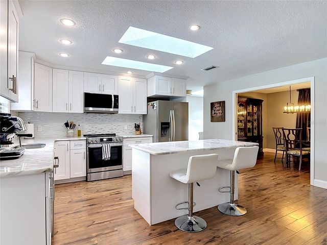 800 UPSALA ROAD, Sanford, FL 32771