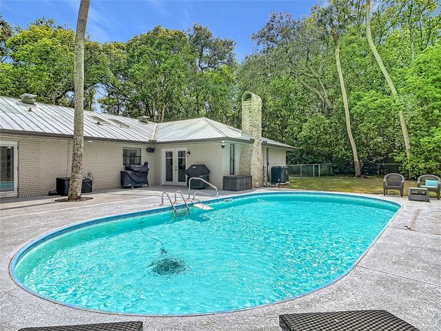 800 UPSALA ROAD, Sanford, FL 32771