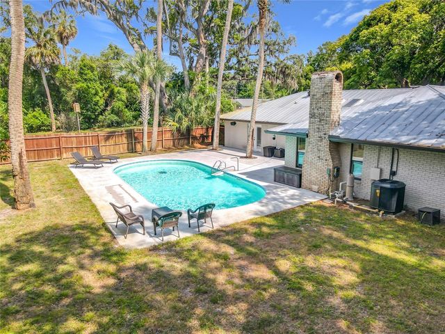 800 UPSALA ROAD, Sanford, FL 32771