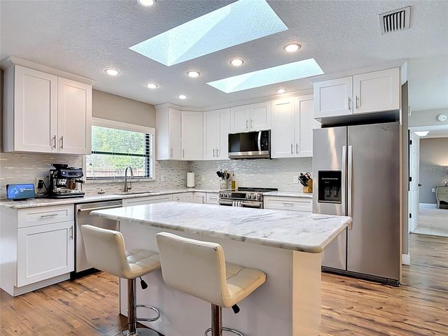 800 UPSALA ROAD, Sanford, FL 32771