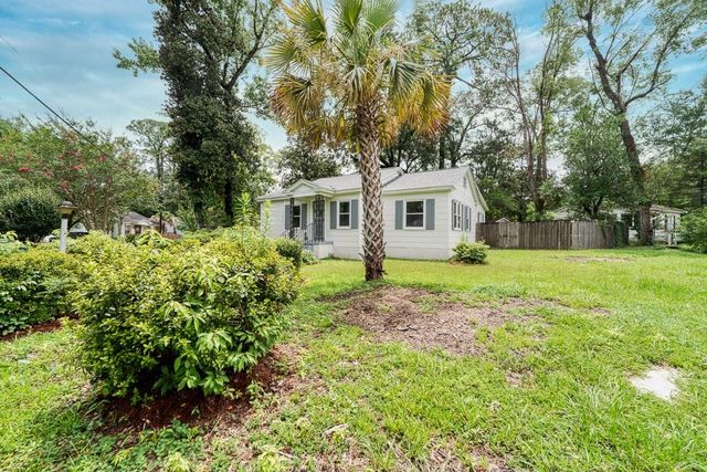 155 Pinehill Drive, Mobile, AL 36606