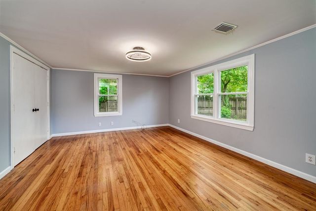 155 Pinehill Drive, Mobile, AL 36606