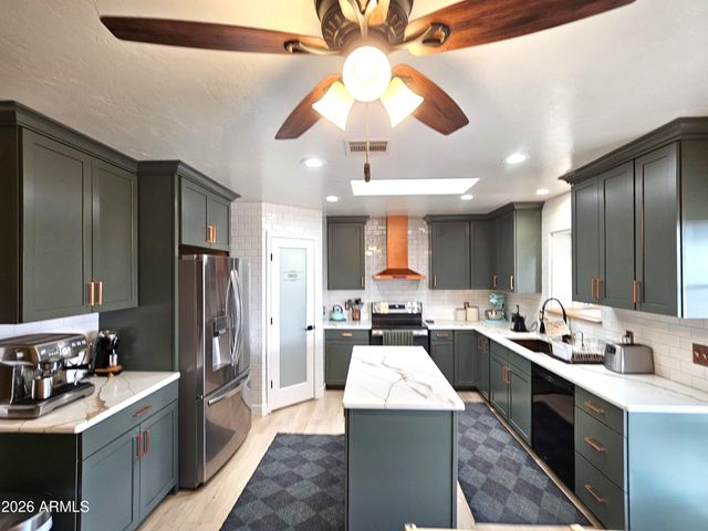 5705 S WILD ROSE Road, Hereford, AZ 85615