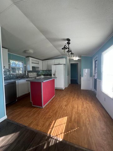 3527 New Home Road, Trenton, GA 30752