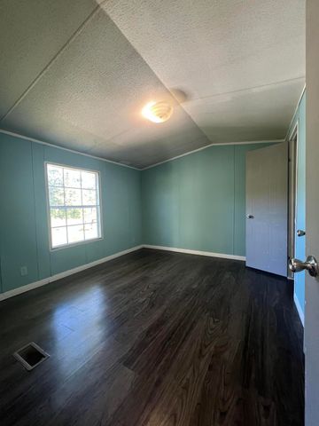 3527 New Home Road, Trenton, GA 30752