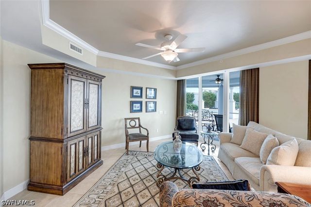 295 Grande WAY T 03, Naples, FL 34110