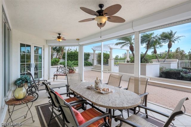 295 Grande WAY T 03, Naples, FL 34110