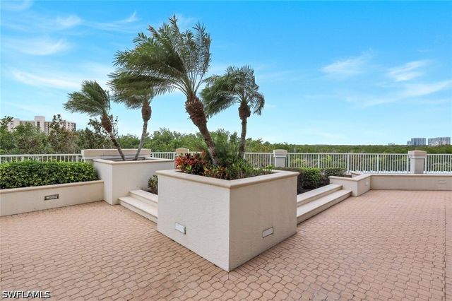 295 Grande WAY T 03, Naples, FL 34110