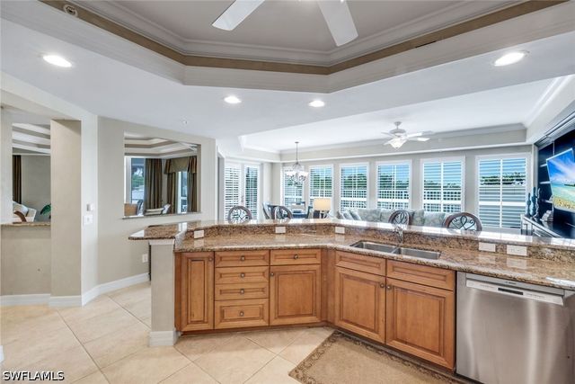 295 Grande WAY T 03, Naples, FL 34110