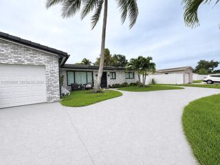 8641 NW 19th Street, Pembroke Pines, FL 33024