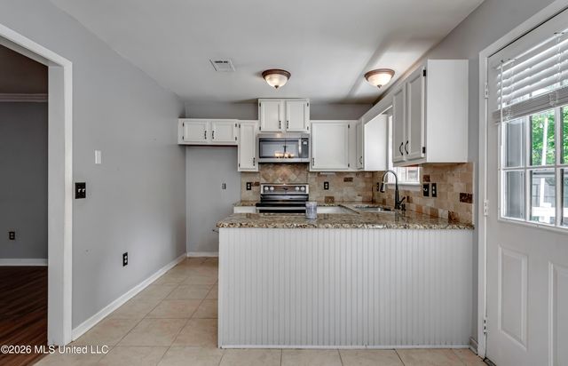 753 Clearmont Drive, Pearl, MS 39208