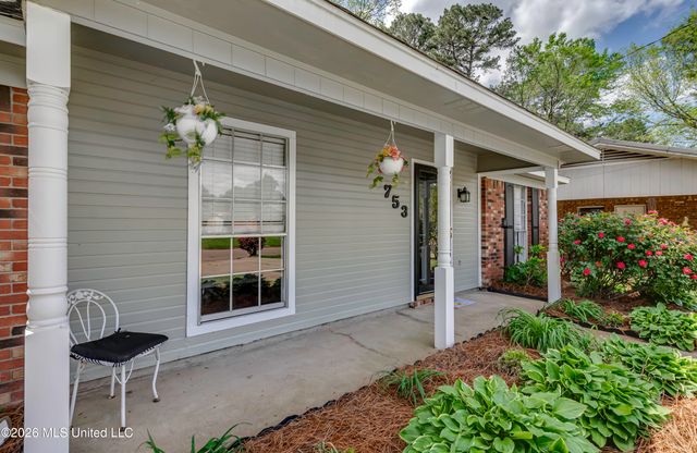 753 Clearmont Drive, Pearl, MS 39208