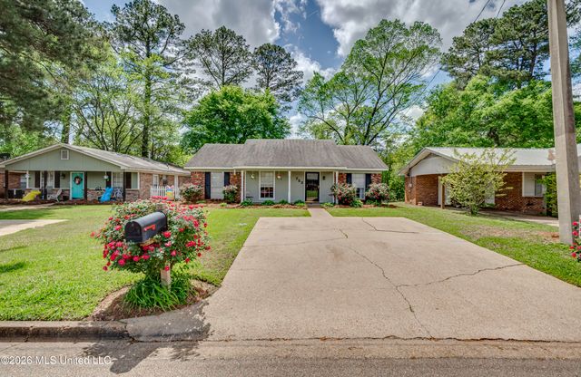 753 Clearmont Drive, Pearl, MS 39208