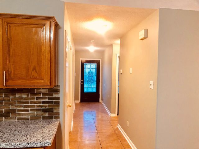 2510 Carriage Lane, Stafford, TX 77477