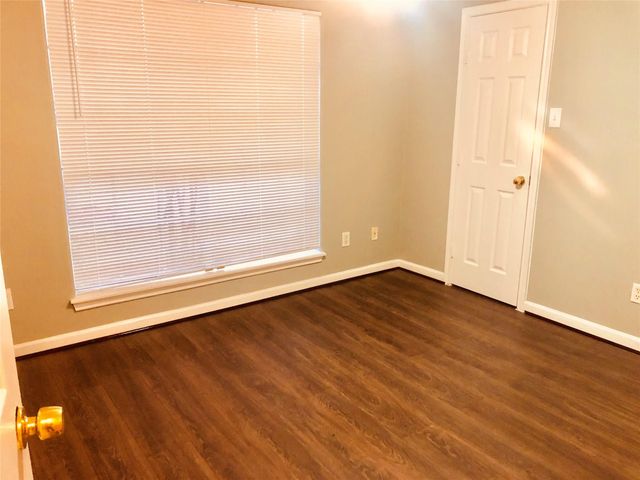 2510 Carriage Lane, Stafford, TX 77477